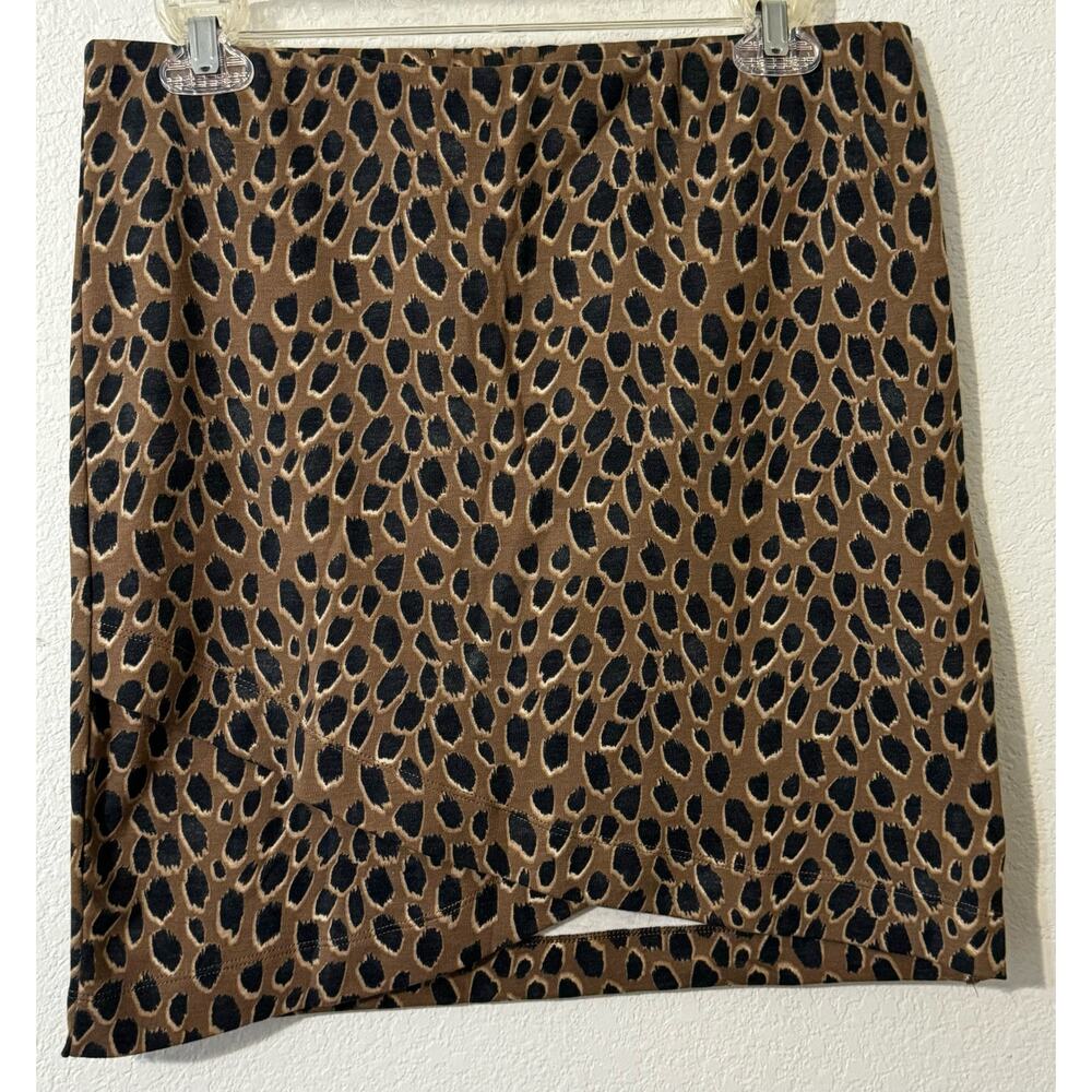 SO Women's Knit Skirt Leopard Mini Skirt Size Large
